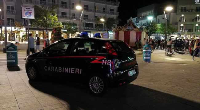 Jesolo, pusher fermato dai carabinieri: sequestrato hashish