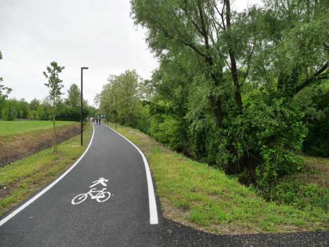 Inaugurata la nuova pista ciclabile di Via Altinia
