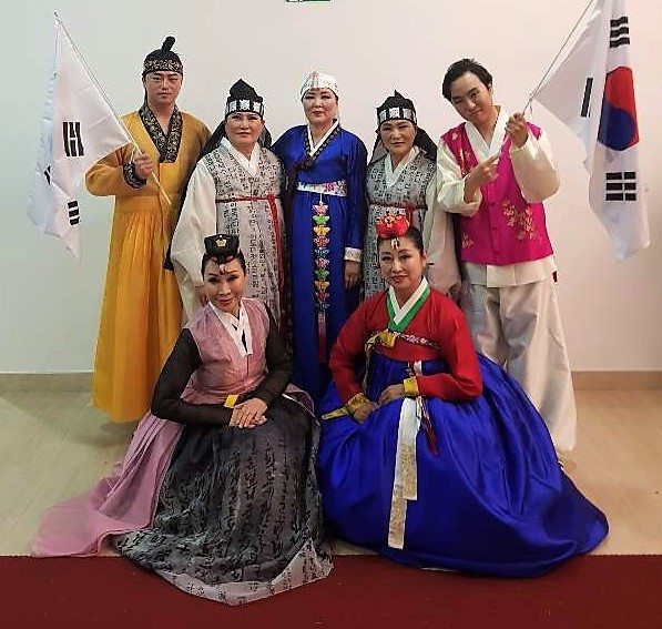 Musiche e danze coreane in Via Verdi a Mestre