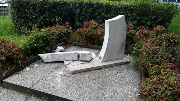 Arrestato il vandalo del monumento a Lippiello: scoperto anche a rubare
