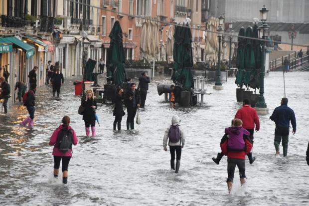 Acqua alta eccezionale: asili chiusi a Venezia. Le previsioni