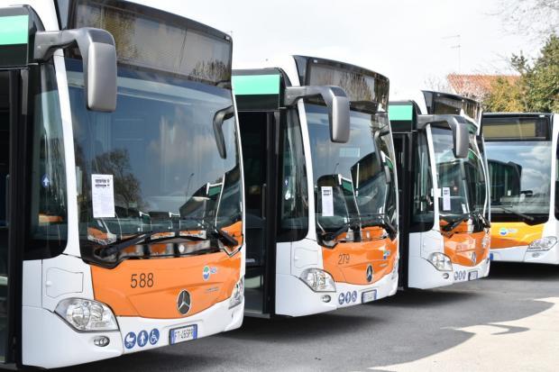 Actv: nuovi orari di vaporetti, autobus e tram dal 4 maggio
