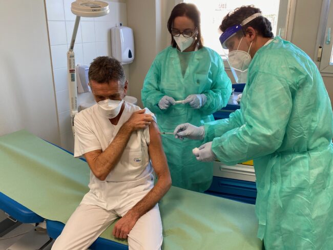 Campagna vaccinale anti Covid al via nell'Ospedale di Jesolo - Televenezia