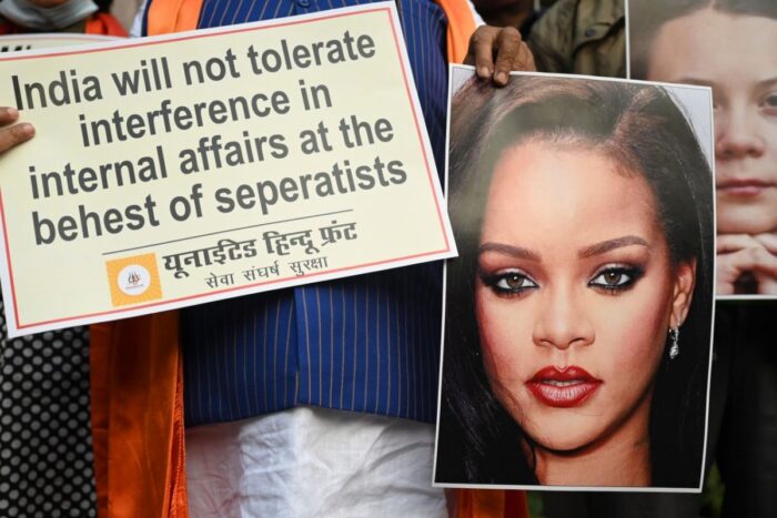 Rihanna nei guai: l'India chiede l'arresto