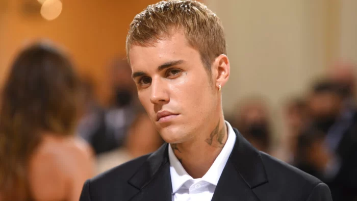 Justin Bieber: cancella il tour per problemi di salute - RadioVenezia