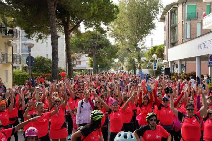 Bibione Run in Rosa, di corsa per la solidarietà - TeleVenezia