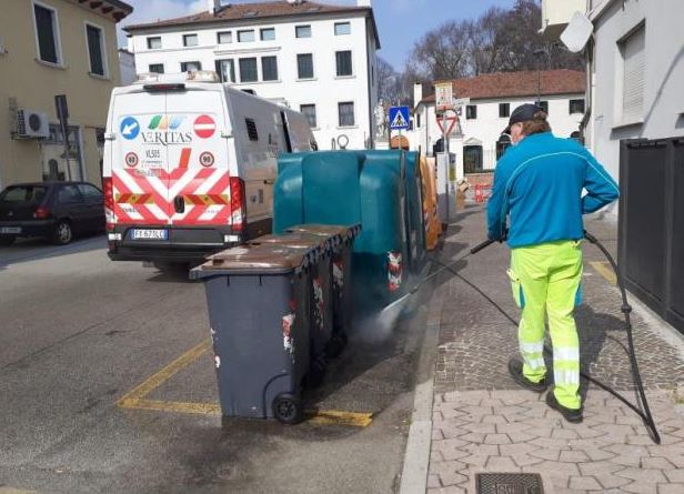 Veritas: già 182 multe per abbandoni di rifiuti nel Miranese e Riviera del Brenta