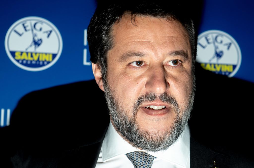 Salvini chiama gioielliere condannato: "giustizia sarà riformata"